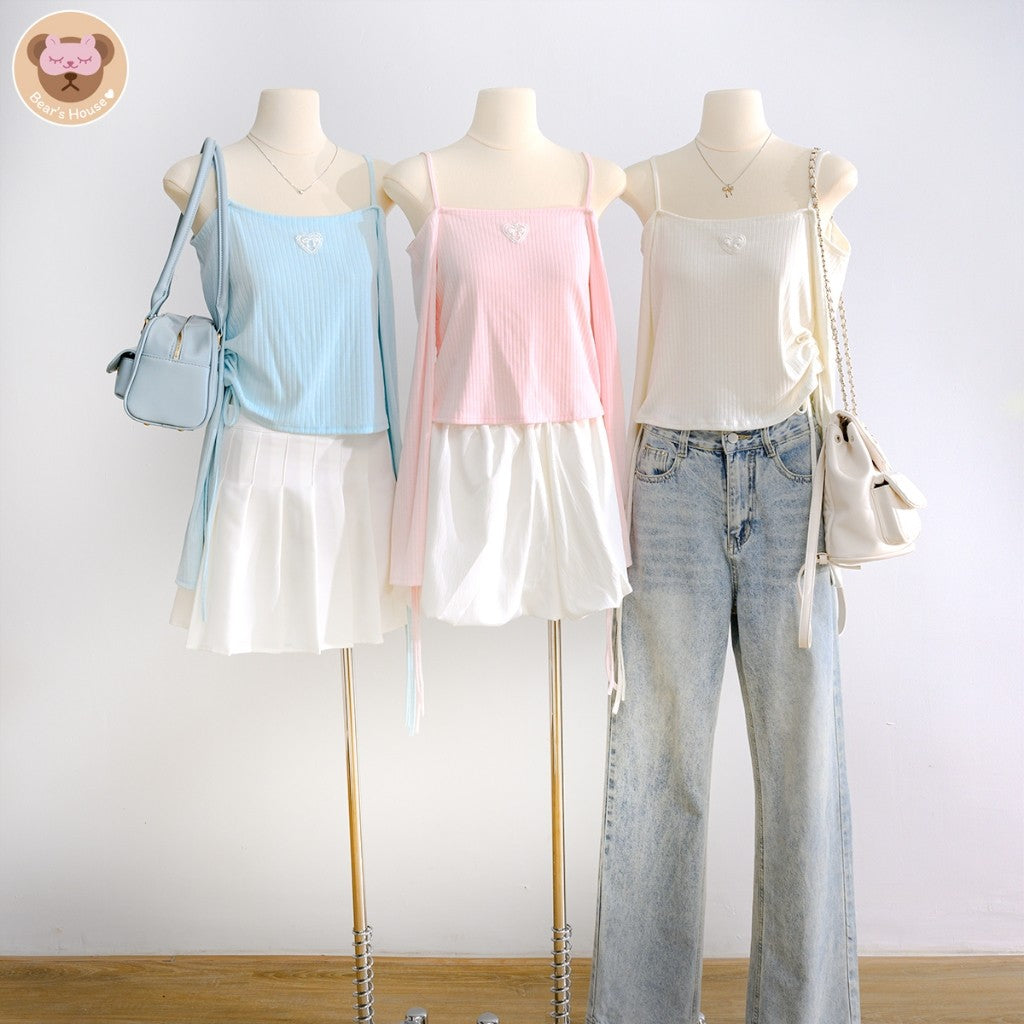 น้อง Meeny Crop เสื้อปาดไหล่สายเดี่ยว ผ้าร่อง เเต่งอกหัวใจ ดีเทลติดอะไหล่หัวใจ กลางอก