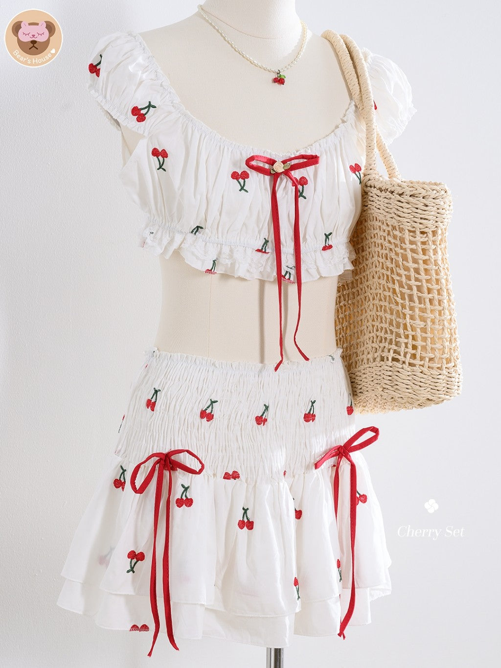 Cherry Set 🍒งานเซ็ท 2 ชิ้น เสื้อครอปจิ๋ว ปักลายเชอร์ กางเกงเอวสม็อค